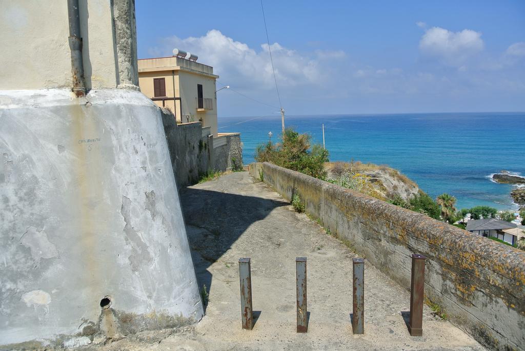 La Perla Del Tirreno Bed and Breakfast Tropea Εξωτερικό φωτογραφία